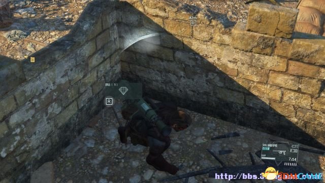 情况与恶魔之屋内见到的病人胸部出现水