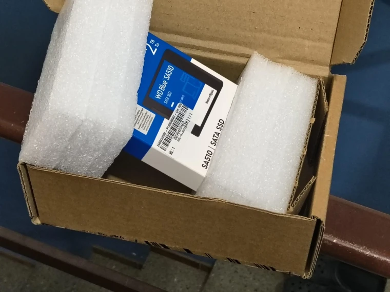 对照阅读他的一块西部数据480GB 